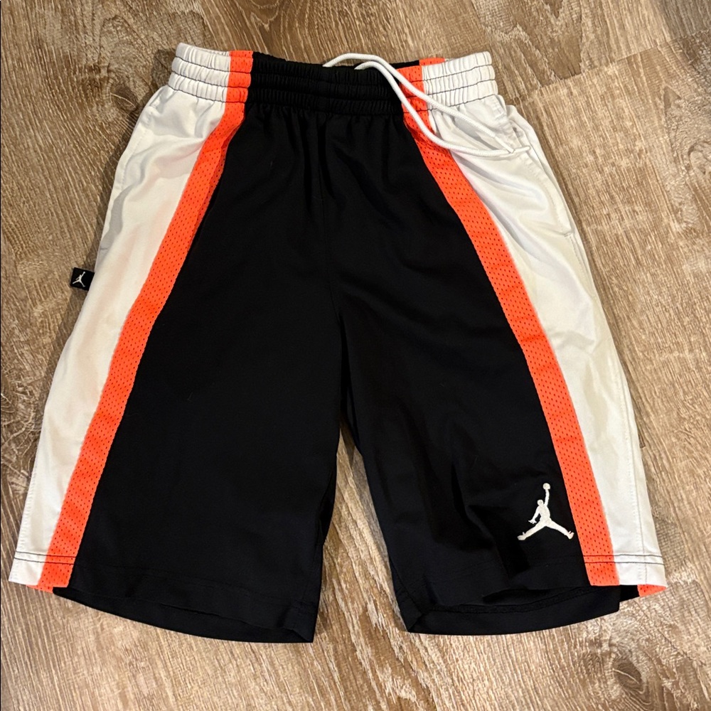 Jordan Sports Youth Shorts with embroidered Logo